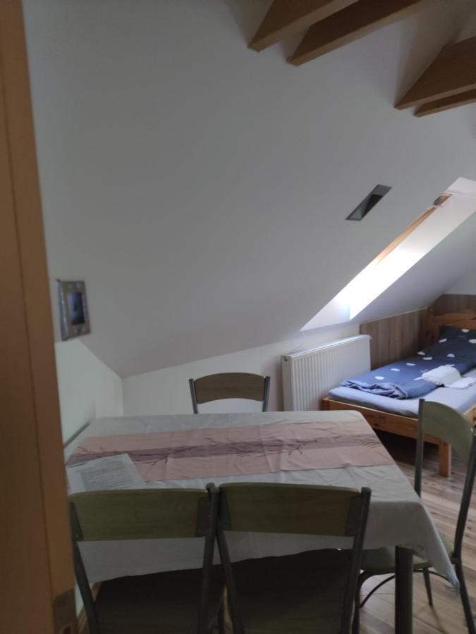 Malomkerek Vendeghaz Bed and Breakfast Fertőboz Exteriör bild