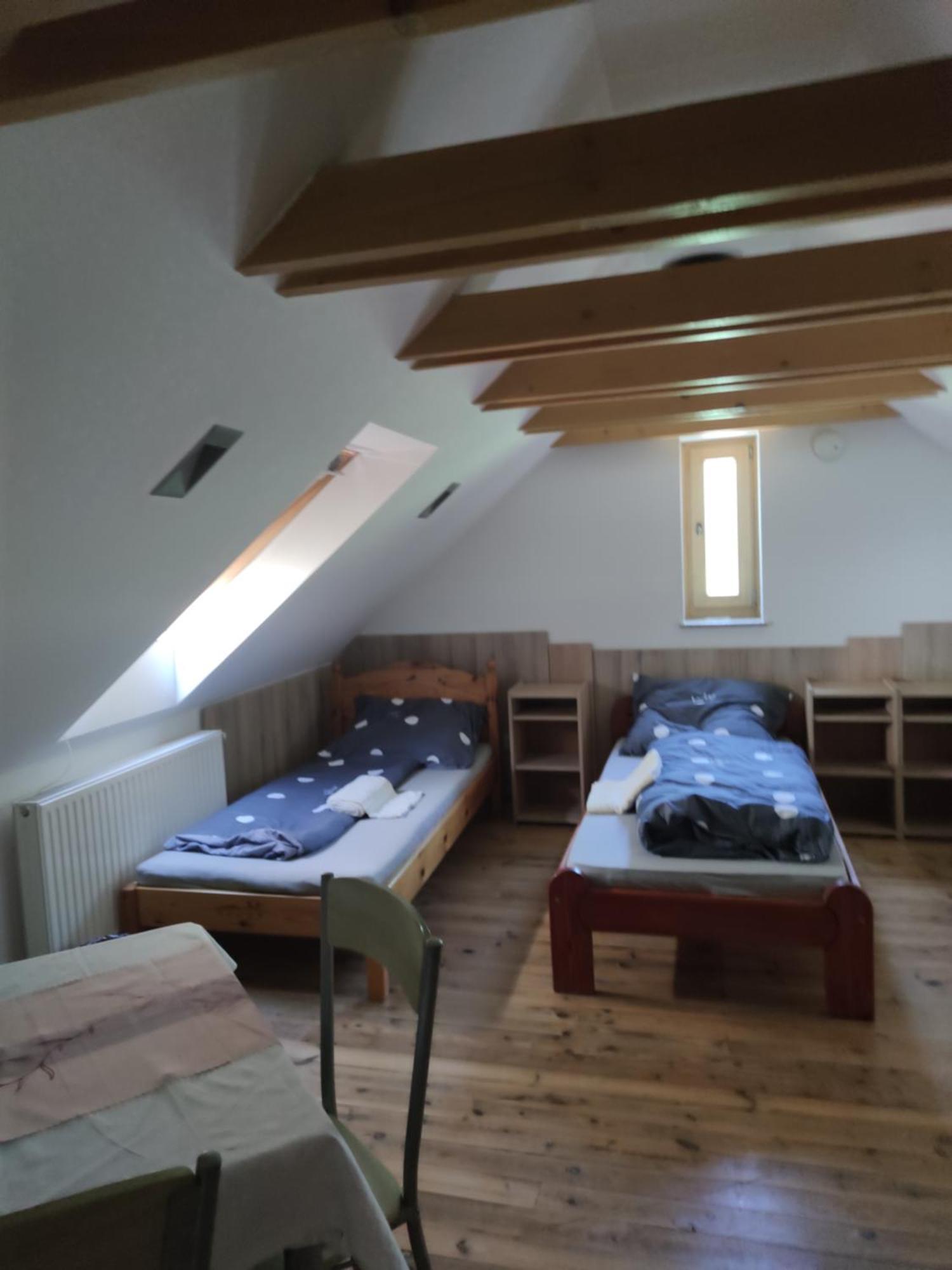 Malomkerek Vendeghaz Bed and Breakfast Fertőboz Exteriör bild